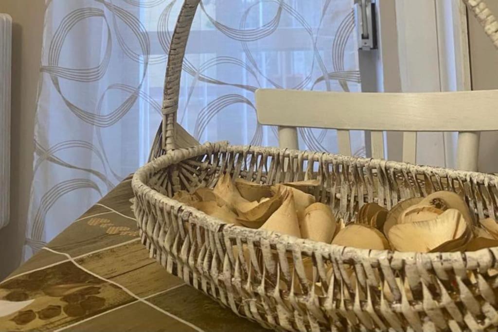 B&B Palazzo Veliero Al Castello Torremaggiore Luaran gambar