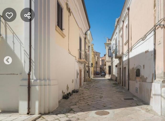 B&B Palazzo Veliero Al Castello Torremaggiore Luaran gambar